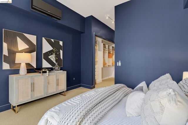 1755 Broadway 45, Oakland, CA 94612