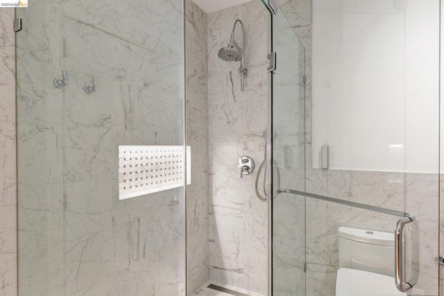 1755 Broadway 45, Oakland, CA 94612