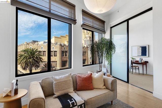 1755 Broadway 45, Oakland, CA 94612