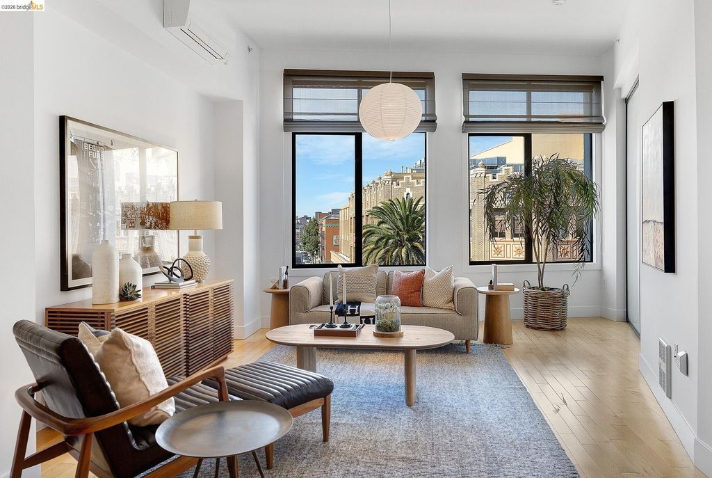 1755 Broadway 45, Oakland, CA 94612