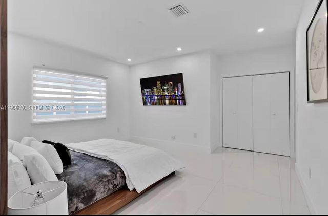 9958 SW 216th St 0, Cutler Bay, FL 33190