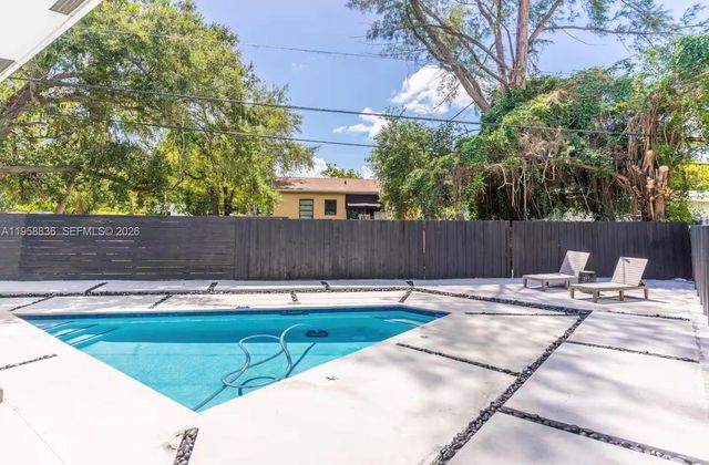 9958 SW 216th St 0, Cutler Bay, FL 33190