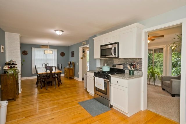 30 Washington Street, Monson, MA 01057