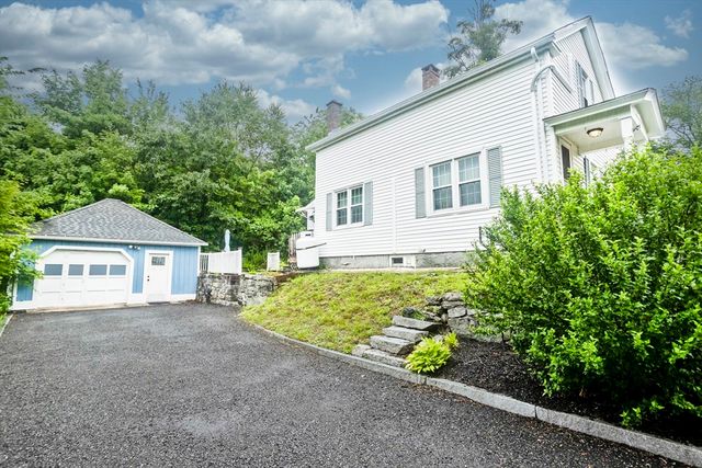 30 Washington Street, Monson, MA 01057
