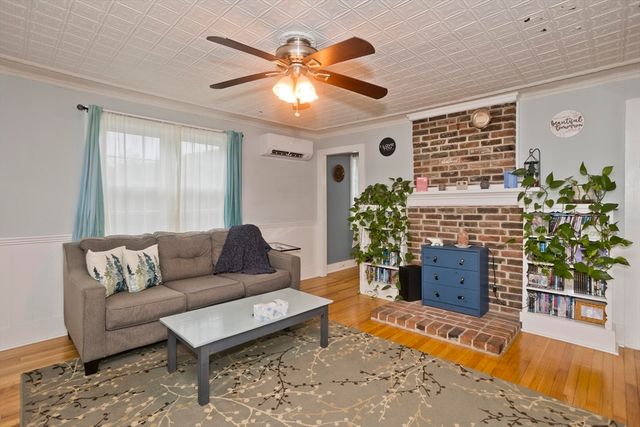 30 Washington Street, Monson, MA 01057