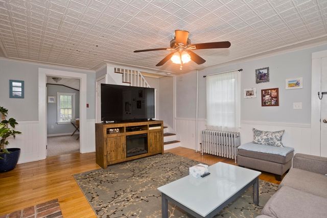 30 Washington Street, Monson, MA 01057