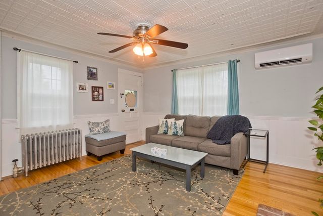 30 Washington Street, Monson, MA 01057