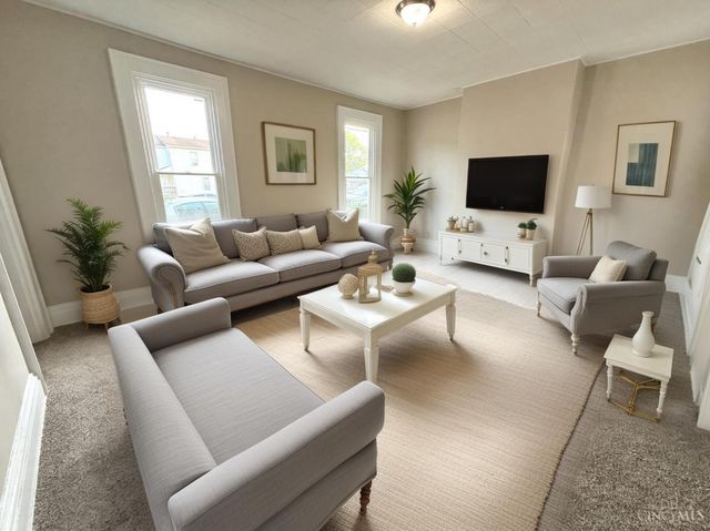 1112 Girard Avenue, Middletown, OH 45044