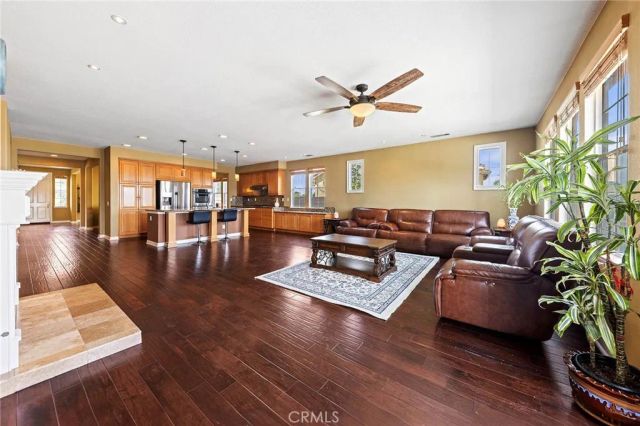 3165 Forest View, Corona, CA 92882