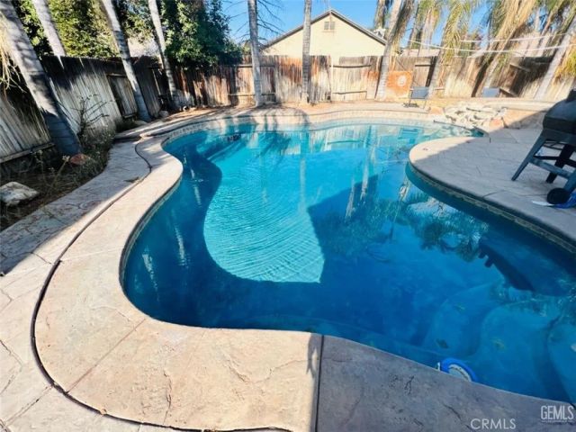 7018 Slickrock Drive, Bakersfield, CA 93313