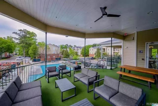 210 15th E 43, Tuscaloosa, AL 35401
