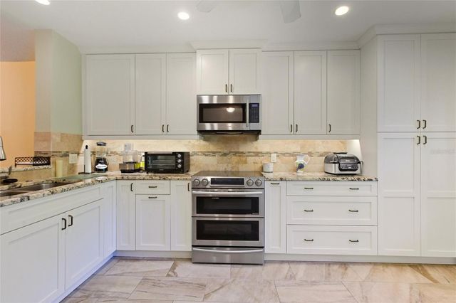 6101 34TH STREET W 23C, Bradenton, FL 34210