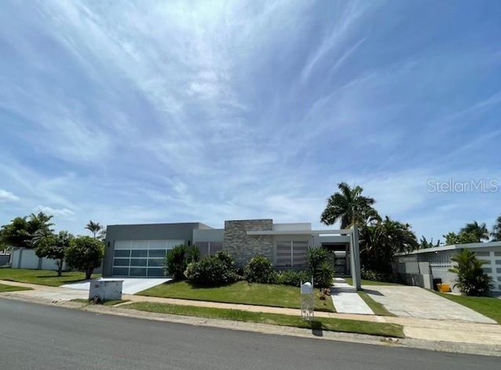 PP3 CALLE ROSA DE LOS VIENTOS, Dorado, PR 00646