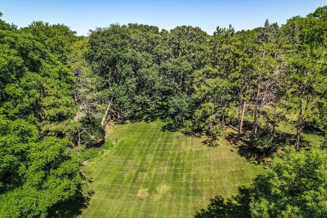 305 N Dale Avenue, Mchenry, IL 60050