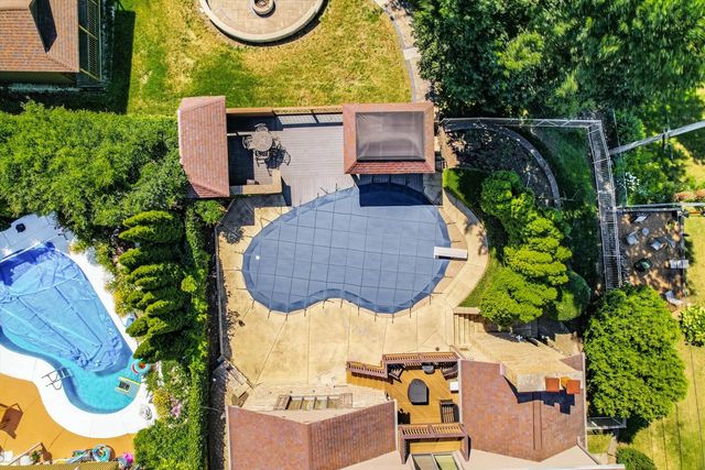305 N Dale Avenue, Mchenry, IL 60050