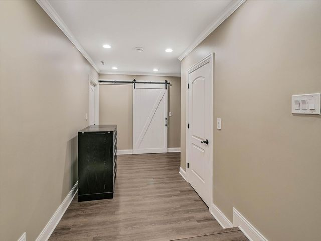 305 N Dale Avenue, Mchenry, IL 60050