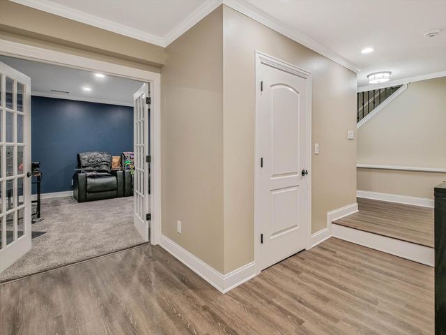 305 N Dale Avenue, Mchenry, IL 60050