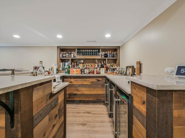 305 N Dale Avenue, Mchenry, IL 60050