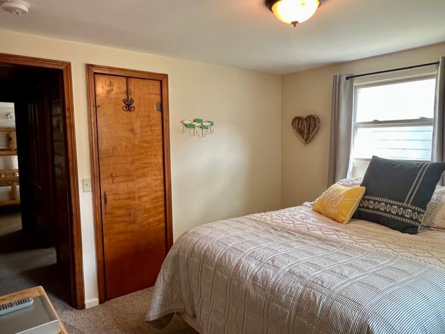 3325 N US-23 N, Oscoda Twp, MI 48750