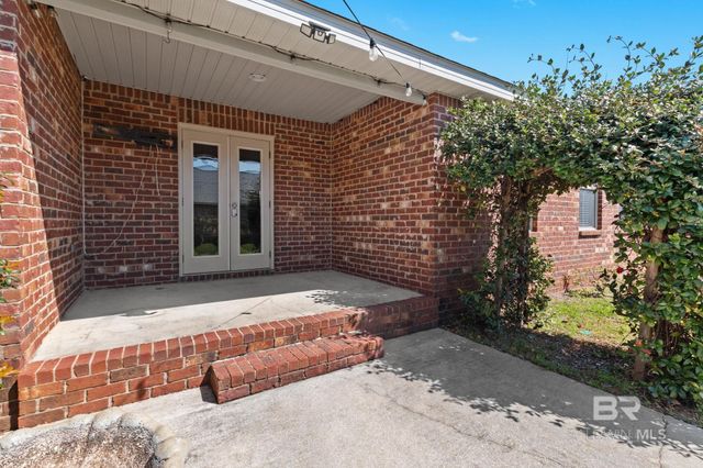 504 Charing Cross Street, Fairhope, AL 36532