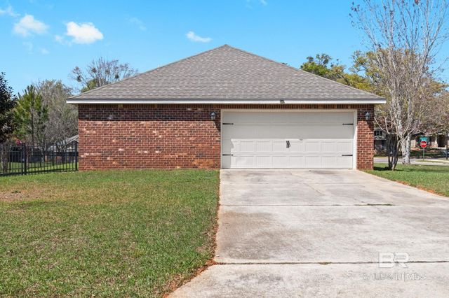 504 Charing Cross Street, Fairhope, AL 36532