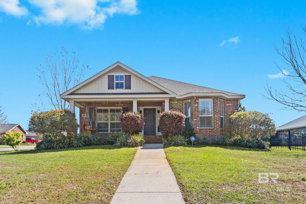 504 Charing Cross Street, Fairhope, AL 36532
