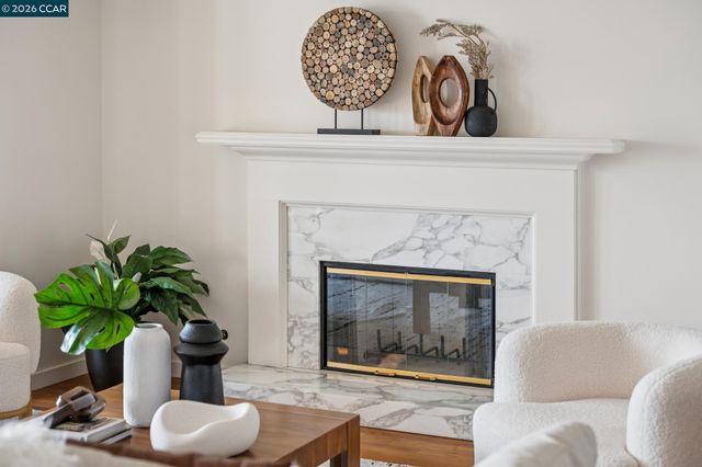 20 Northridge Ln, Lafayette, CA 94549