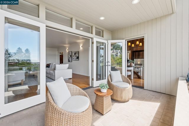 20 Northridge Ln, Lafayette, CA 94549