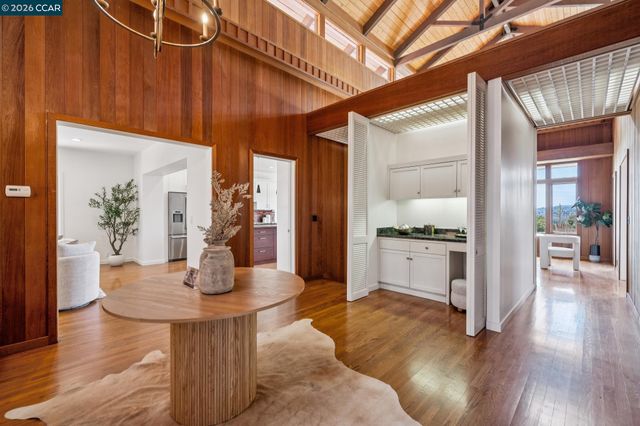 20 Northridge Ln, Lafayette, CA 94549