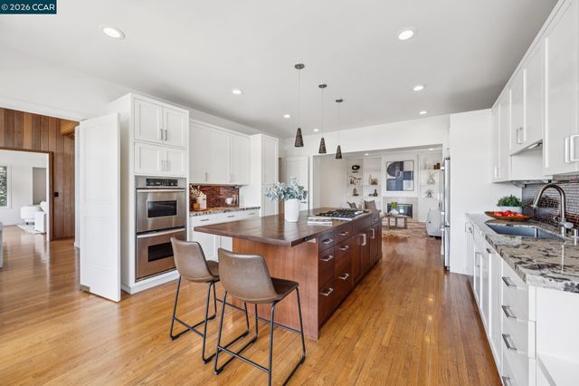 20 Northridge Ln, Lafayette, CA 94549