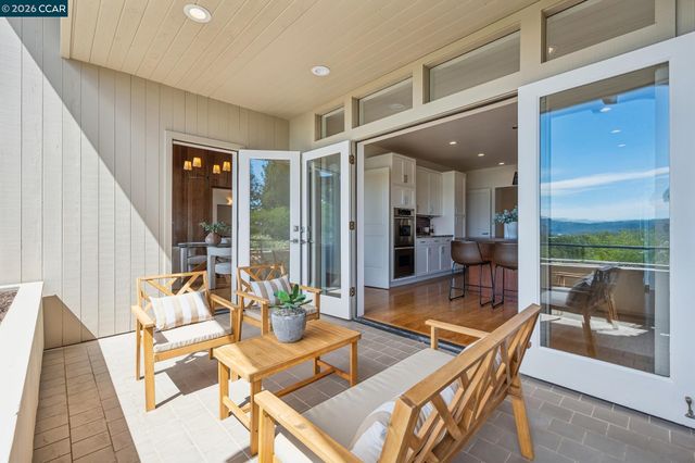 20 Northridge Ln, Lafayette, CA 94549