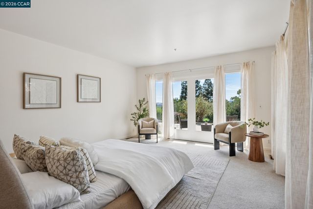 20 Northridge Ln, Lafayette, CA 94549