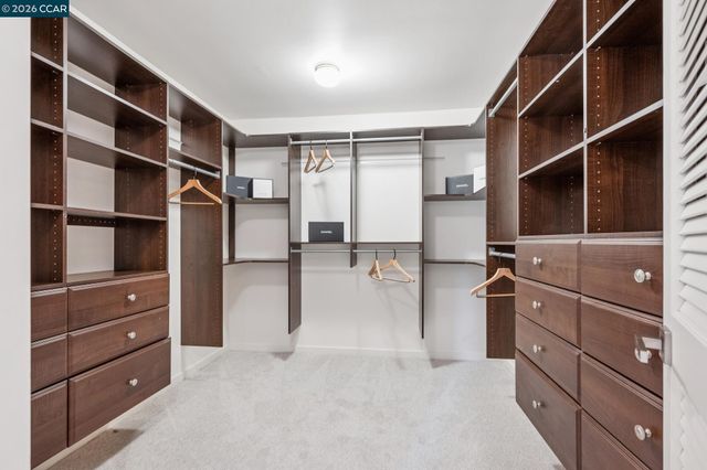 20 Northridge Ln, Lafayette, CA 94549