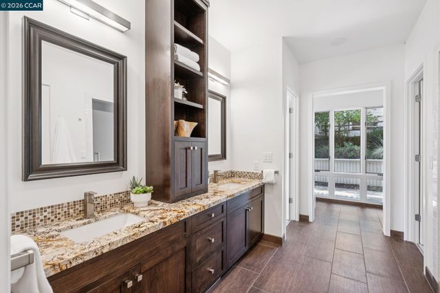 20 Northridge Ln, Lafayette, CA 94549