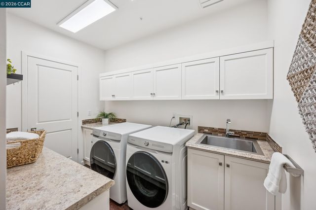 20 Northridge Ln, Lafayette, CA 94549