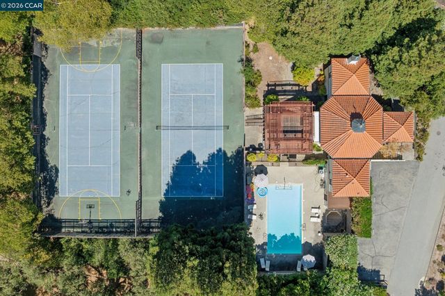 20 Northridge Ln, Lafayette, CA 94549