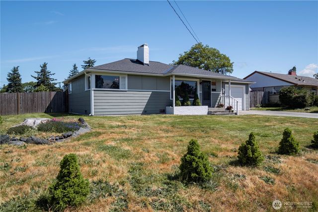 576 SE 5th Avenue, Oak Harbor, WA 98277