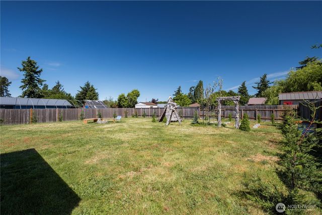 576 SE 5th Avenue, Oak Harbor, WA 98277