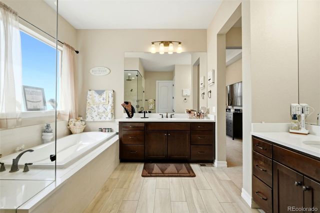 8641 S De Gaulle Court, Aurora, CO 80016