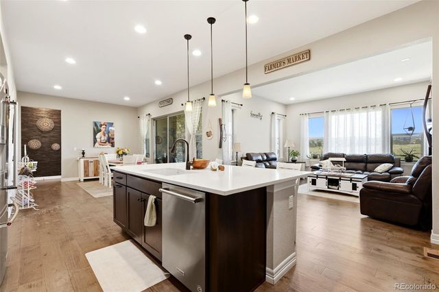 8641 S De Gaulle Court, Aurora, CO 80016