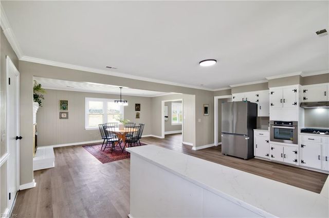8469 Gates RD, Suffolk, VA 23437