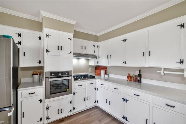 8469 Gates RD, Suffolk, VA 23437
