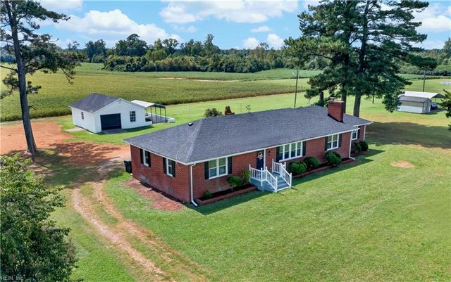 8469 Gates RD, Suffolk, VA 23437