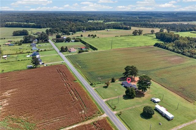 8469 Gates RD, Suffolk, VA 23437