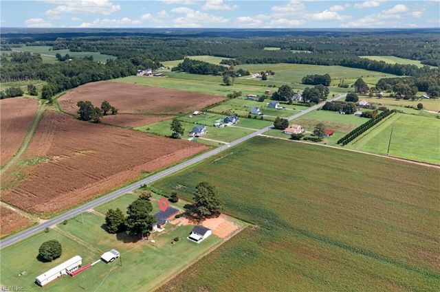 8469 Gates RD, Suffolk, VA 23437