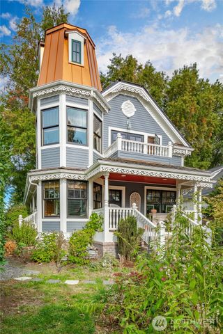 915 Front Street, Lynden, WA 98264