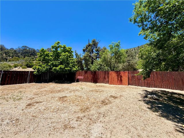 801 Santa Cruz, Frazier Park, CA 93225