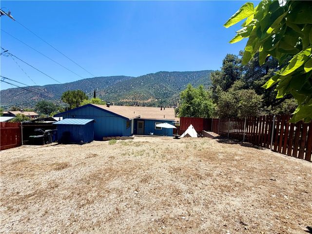 801 Santa Cruz, Frazier Park, CA 93225