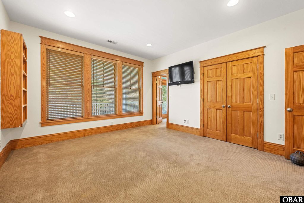 Image 17 of property listing at 137 Bayberry Trail Lot 7, Southern Shores, NC 27949