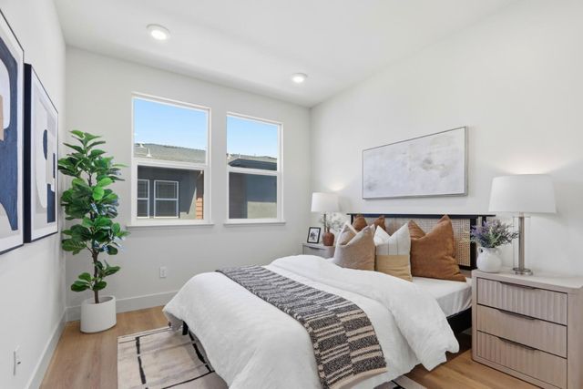 552 Galt Terrace 4, Sunnyvale, CA 94085